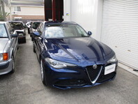 アルファロメオ  ジュリア スーパー 新車保証書・記録簿・取説・革シート